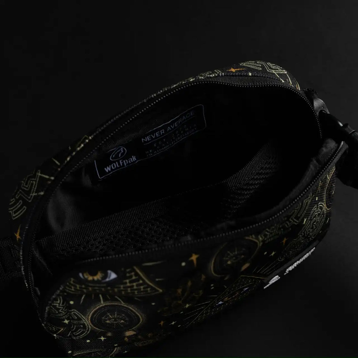 Crossbody Pack Illuminati Sale