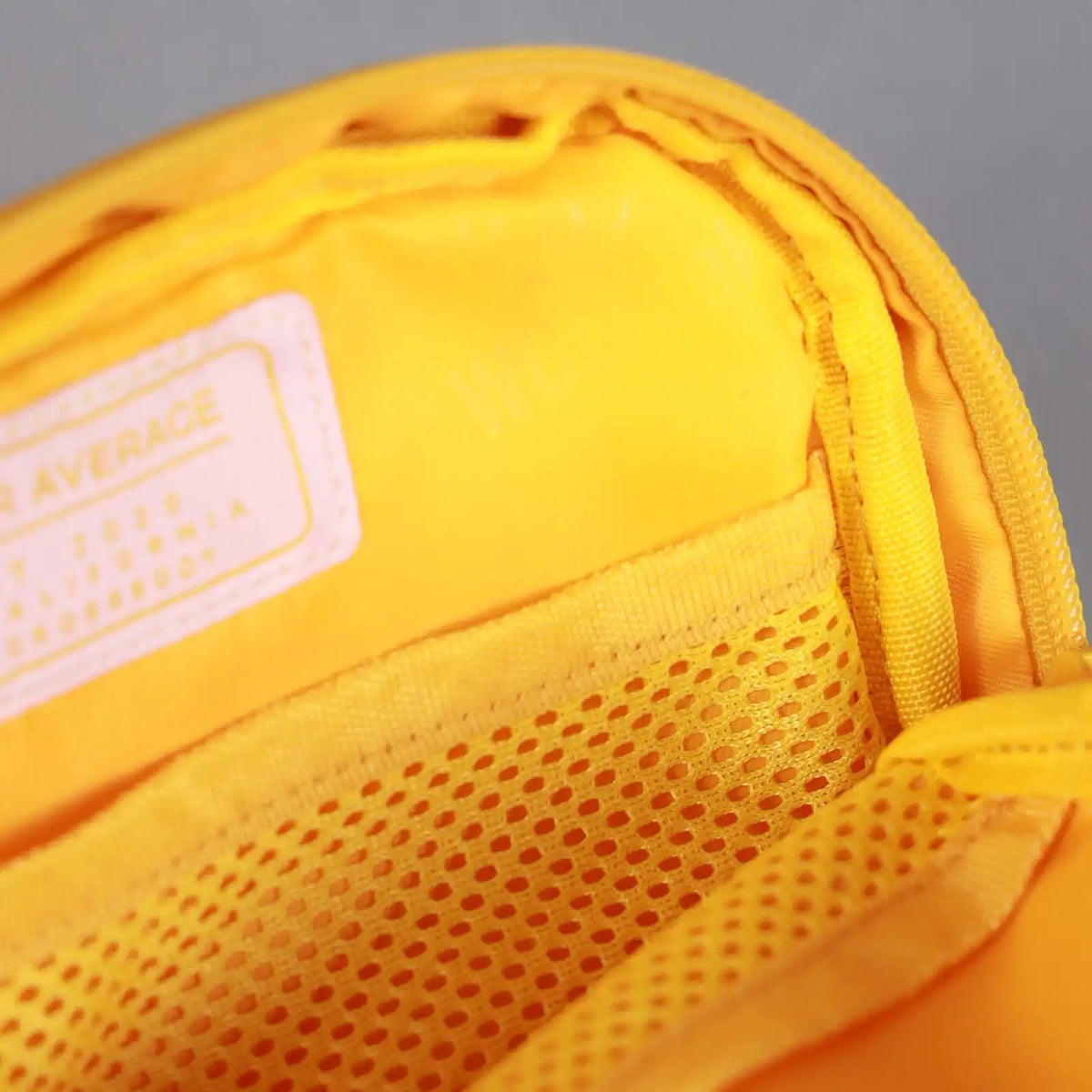 Crossbody Pack Sherbet Mango