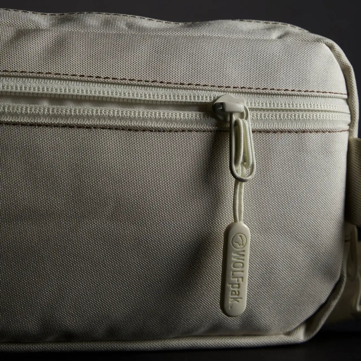 1.5L Crossbody Pack Vanilla