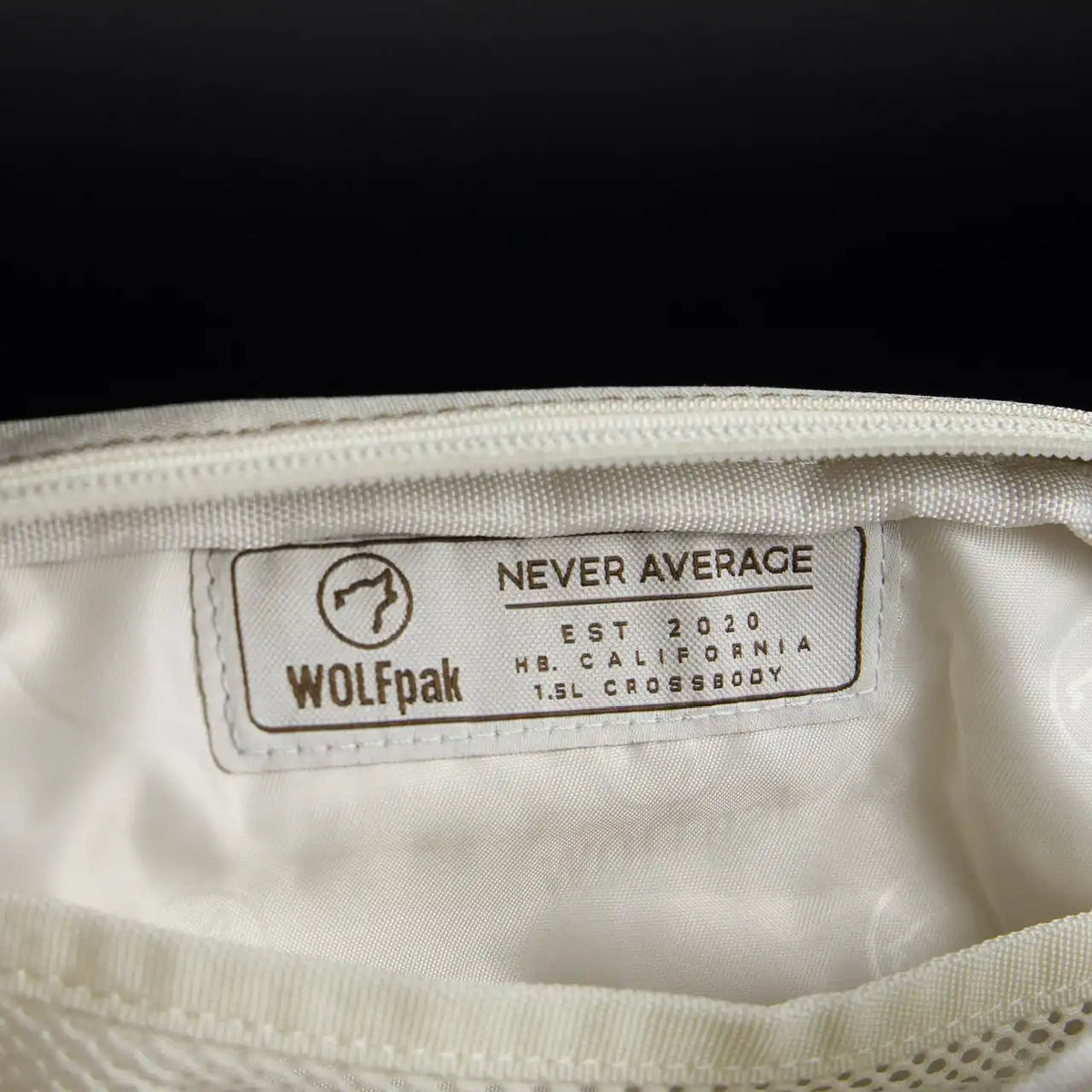 1.5L Crossbody Pack Vanilla