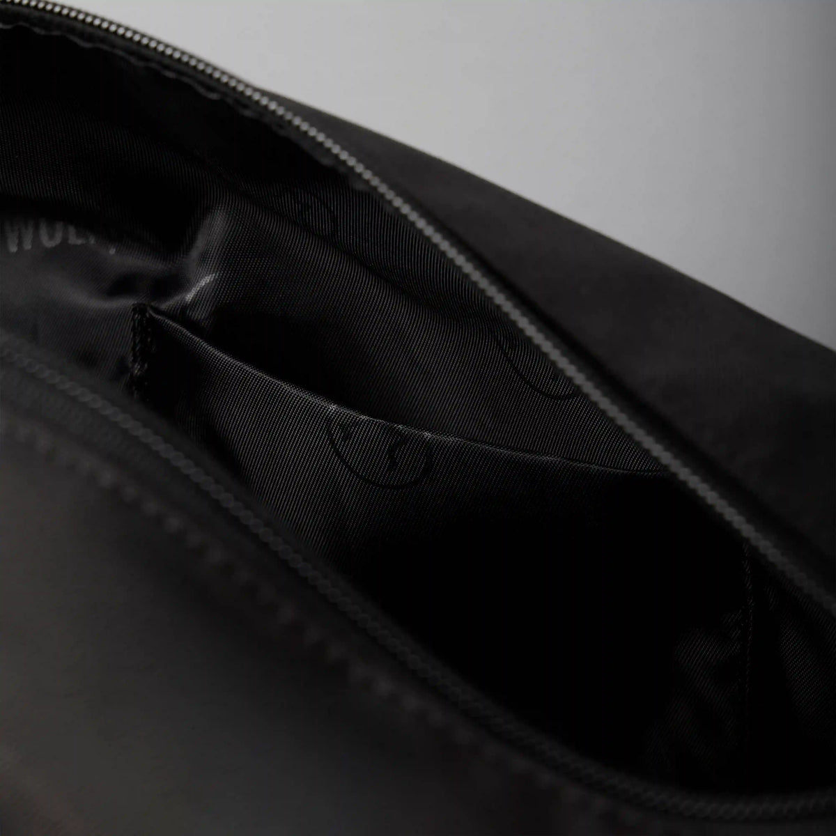 11L Active Duffle Mini Script