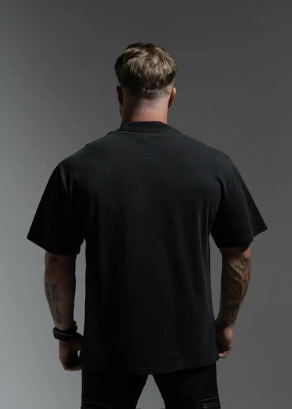 Core "NEVER AVERAGE CLAWS" Graphic T-Shirt