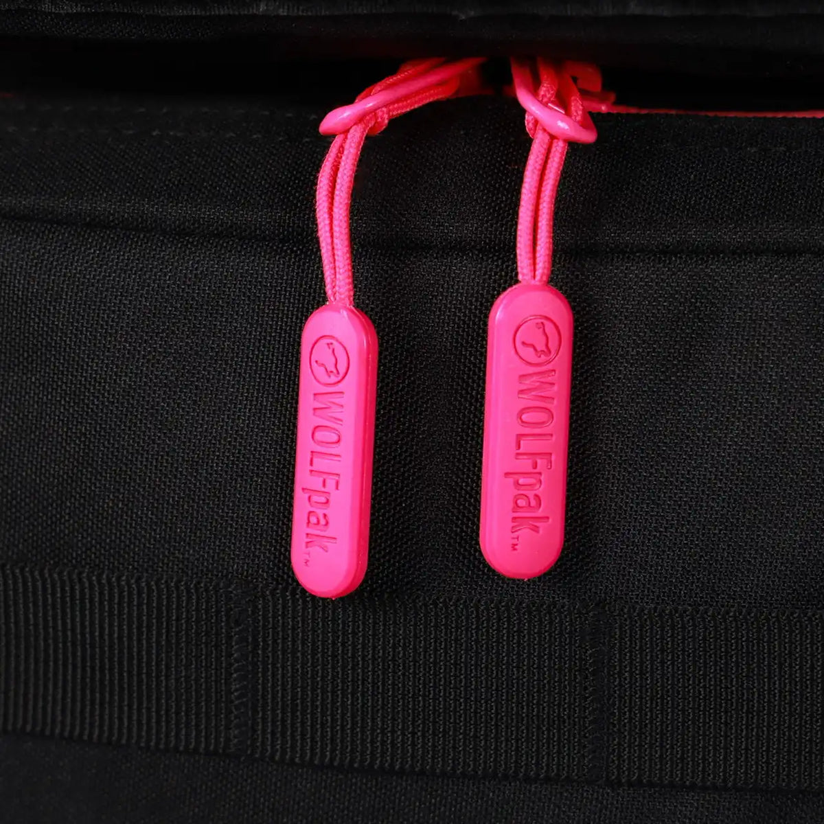45L Backpack Black Neon Pink