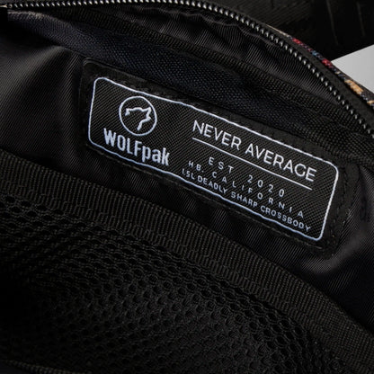 Crossbody Pack Deadly Sharp